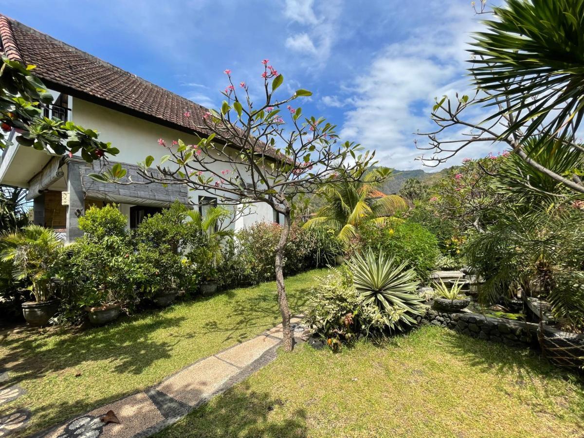 The Bbq Guest House Amed Exterior foto
